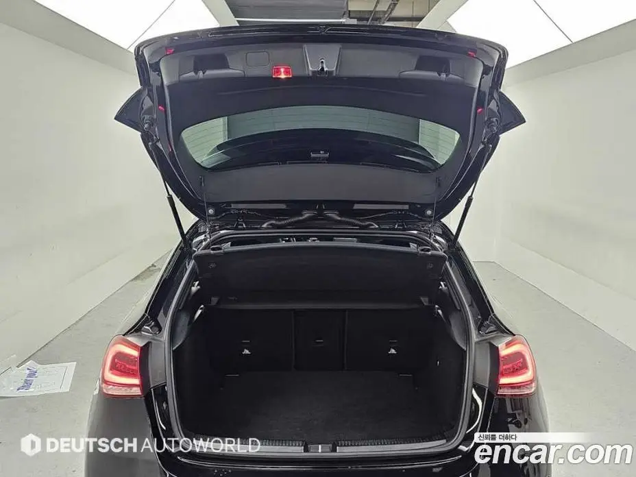Mercedes-Benz A-Class 2020 2.0 автомат (гидро), фото 19