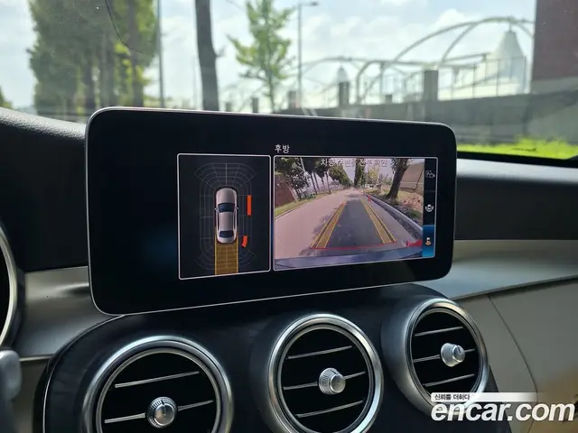 Mercedes-Benz C-Class 2019 1.9 автомат (гидро), миниатюра 12