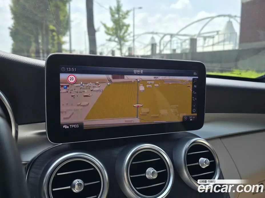 Mercedes-Benz C-Class 2019 1.9 автомат (гидро), фото 13 Mercedes-Benz C-Class 2019 1.9 автомат (гидро), фото 13