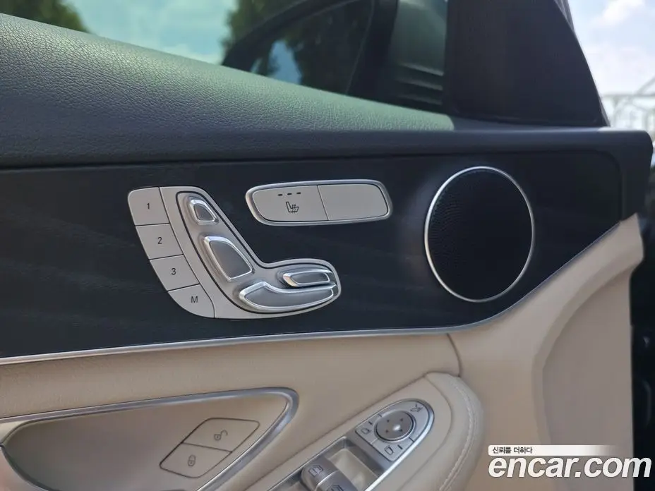 Mercedes-Benz C-Class 2019 1.9 автомат (гидро), фото 17 Mercedes-Benz C-Class 2019 1.9 автомат (гидро), фото 17