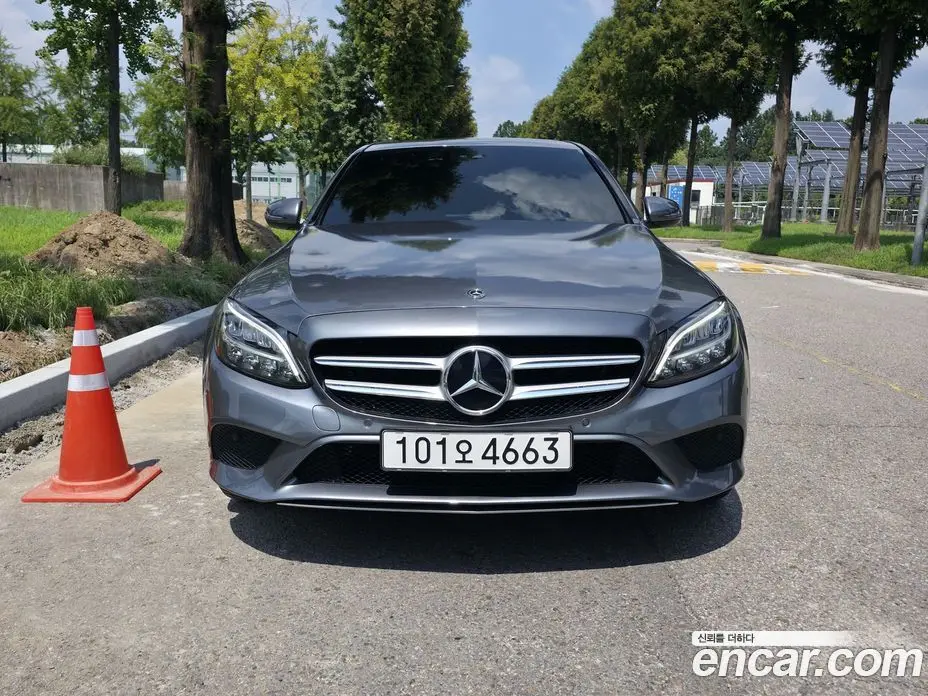 Mercedes-Benz C-Class 2019 1.9 автомат (гидро), фото 3 Mercedes-Benz C-Class 2019 1.9 автомат (гидро), фото 3