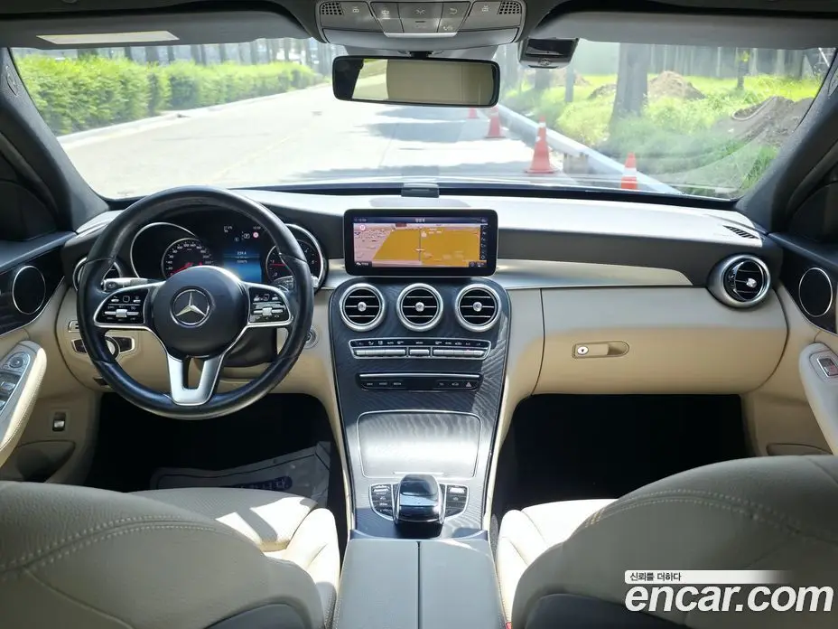 Mercedes-Benz C-Class 2019 1.9 автомат (гидро), фото 9 Mercedes-Benz C-Class 2019 1.9 автомат (гидро), фото 9