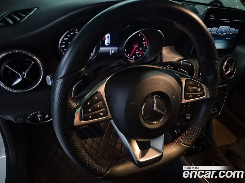 Mercedes-Benz CLA-Class 2018 2.0 автомат (гидро), фото 13 Mercedes-Benz CLA-Class 2018 2.0 автомат (гидро), фото 13