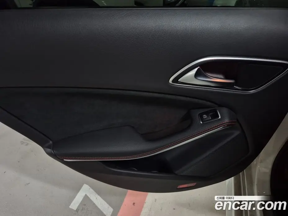 Mercedes-Benz CLA-Class 2018 2.0 автомат (гидро), фото 14 Mercedes-Benz CLA-Class 2018 2.0 автомат (гидро), фото 14