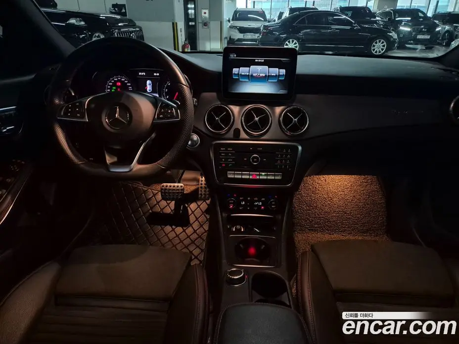 Mercedes-Benz CLA-Class 2018 2.0 автомат (гидро), фото 5 Mercedes-Benz CLA-Class 2018 2.0 автомат (гидро), фото 5