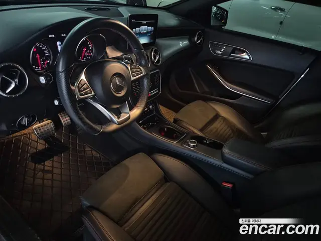 Mercedes-Benz CLA-Class 2018 2.0 автомат (гидро), миниатюра 6 Mercedes-Benz CLA-Class 2018 2.0 автомат (гидро), миниатюра 6