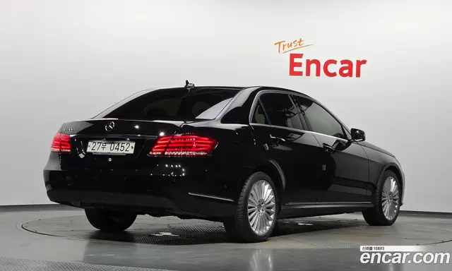 Mercedes-Benz E-Class 2015 3.5 автомат (гидро), миниатюра 2