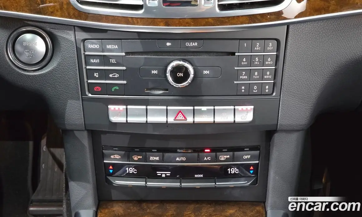 Mercedes-Benz E-Class 2015 3.5 автомат (гидро), фото 16