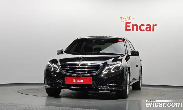 Mercedes-Benz E-Class 2015 3.5 автомат (гидро), миниатюра 3