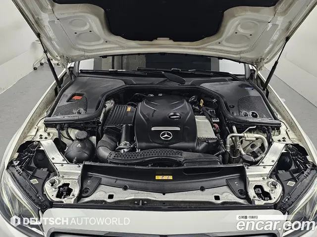 Mercedes-Benz E-Class 2017 2.0 автомат (гидро), миниатюра 6