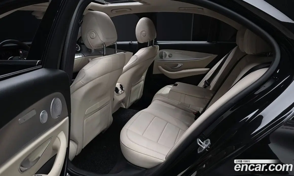 Mercedes-Benz E-Class 2019 2.0 автомат (гидро), фото 11 Mercedes-Benz E-Class 2019 2.0 автомат (гидро), фото 11