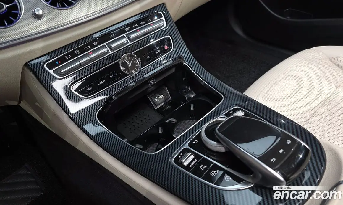 Mercedes-Benz E-Class 2019 2.0 автомат (гидро), фото 17 Mercedes-Benz E-Class 2019 2.0 автомат (гидро), фото 17