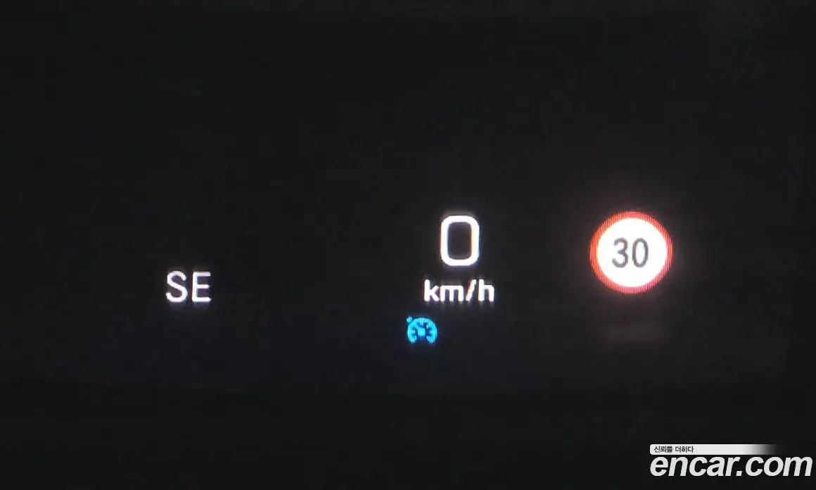 Mercedes-Benz E-Class 2019 2.0 автомат (гидро), фото 18 Mercedes-Benz E-Class 2019 2.0 автомат (гидро), фото 18