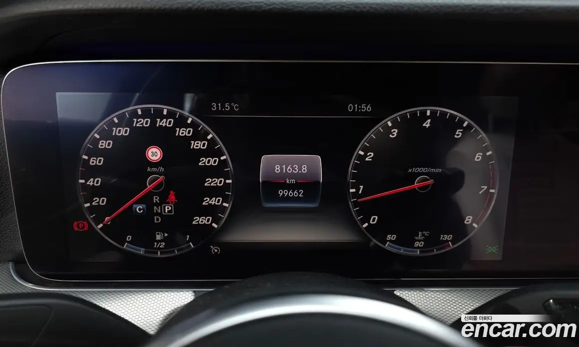 Mercedes-Benz E-Class 2019 2.0 автомат (гидро), фото 8 Mercedes-Benz E-Class 2019 2.0 автомат (гидро), фото 8