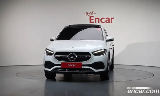 Mercedes-Benz GLA-Class 2021 2.0 автомат (гидро), миниатюра 2 Mercedes-Benz GLA-Class 2021 2.0 автомат (гидро), миниатюра 2
