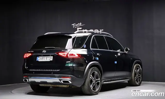 Mercedes-Benz GLE-Class 2021 2.0 автомат (гидро), миниатюра 2