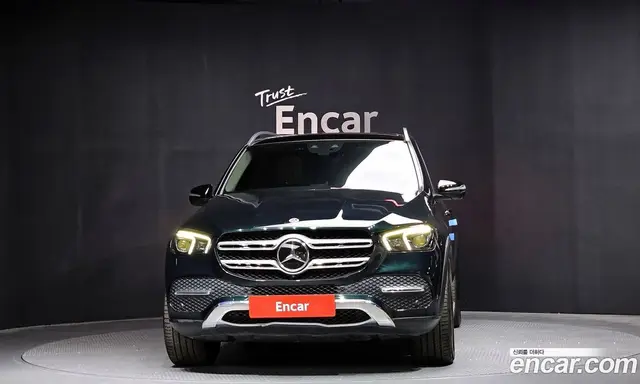 Mercedes-Benz GLE-Class 2021 2.0 автомат (гидро), миниатюра 3