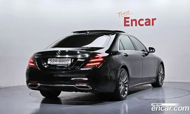 Mercedes-Benz S-Class 2018 3.0 автомат (гидро), миниатюра 2