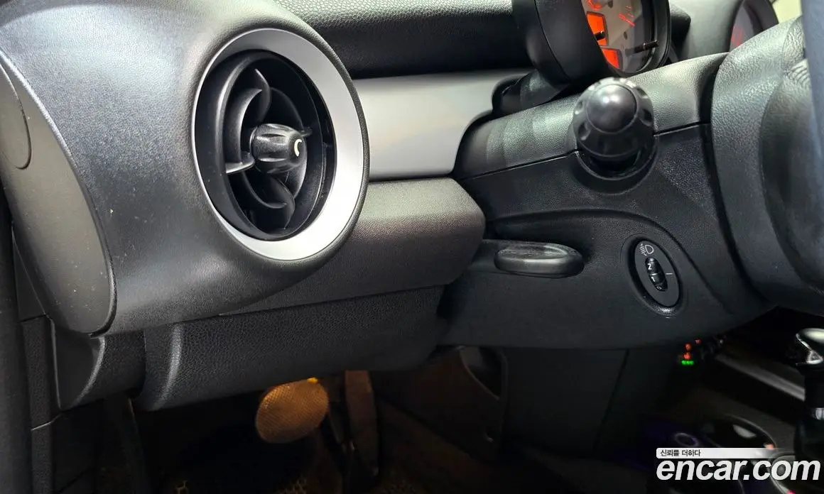 Mini Cooper 2013 1.6 автомат (гидро), фото 17