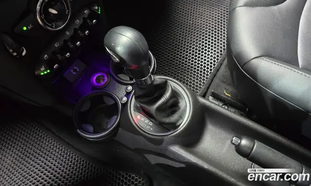 Mini Cooper 2013 1.6 автомат (гидро), миниатюра 9