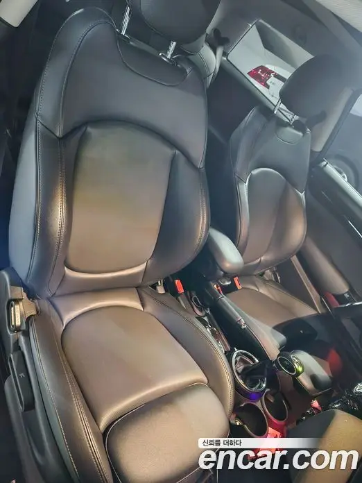 Mini Cooper 2017 1.5 автомат (гидро), фото 14 Mini Cooper 2017 1.5 автомат (гидро), фото 14