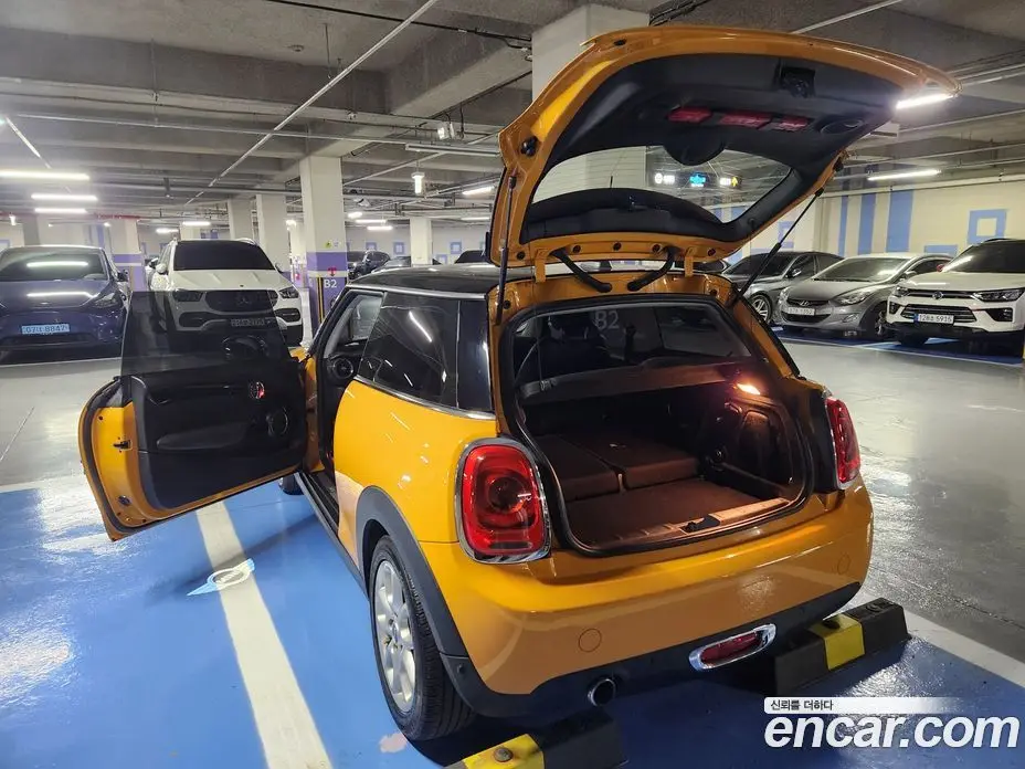 Mini Cooper 2017 1.5 автомат (гидро), фото 17 Mini Cooper 2017 1.5 автомат (гидро), фото 17