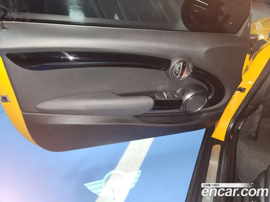 Mini Cooper 2017 1.5 автомат (гидро), фото 18 Mini Cooper 2017 1.5 автомат (гидро), фото 18