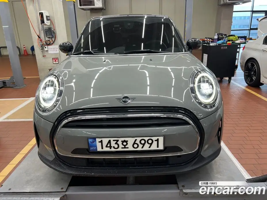Mini Cooper 2021 1.5 автомат (гидро), фото 3