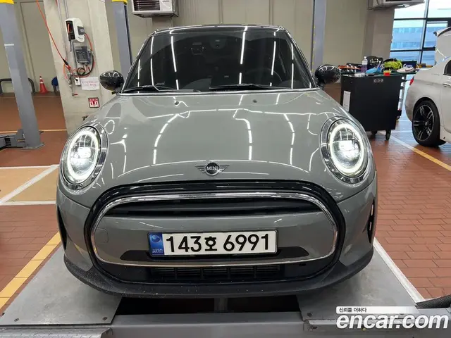 Mini Cooper 2021 1.5 автомат (гидро), миниатюра 3