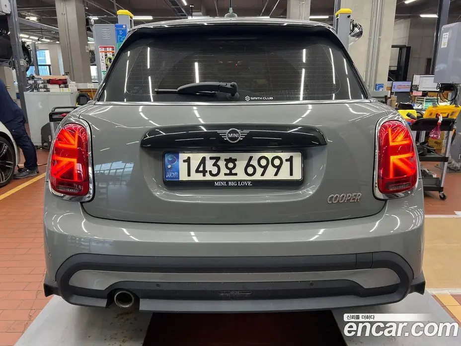 Mini Cooper 2021 1.5 автомат (гидро), фото 4