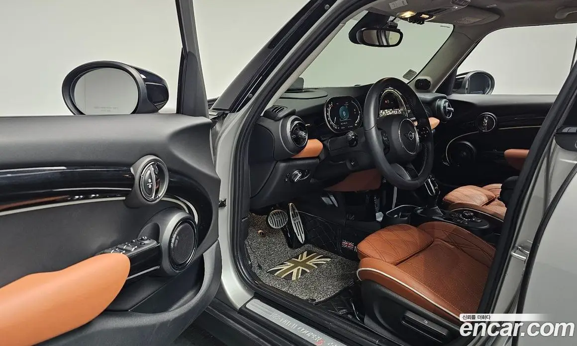Mini Cooper 2023 2.0 автомат (гидро), фото 11 Mini Cooper 2023 2.0 автомат (гидро), фото 11