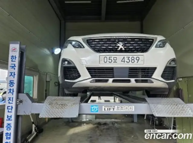 Peugeot 3008, 2019, 124 273 км