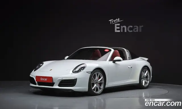 Porsche 911, 2016, 24 182 км