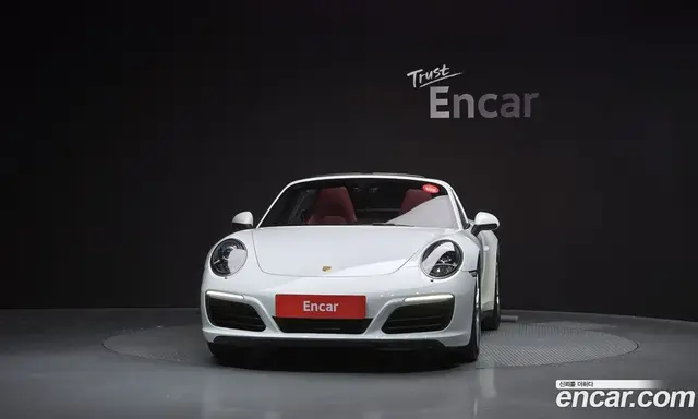 Porsche 911 2016 3.0 автомат (гидро), миниатюра 3
