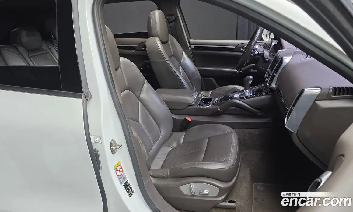 Porsche Cayenne 2015 3.0 автомат (гидро), фото 12 Porsche Cayenne 2015 3.0 автомат (гидро), фото 12