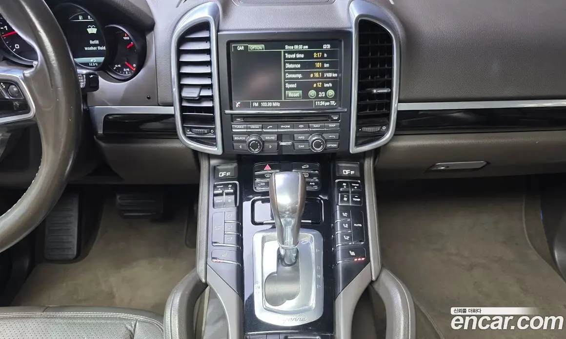 Porsche Cayenne 2015 3.0 автомат (гидро), фото 16 Porsche Cayenne 2015 3.0 автомат (гидро), фото 16