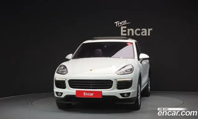 Porsche Cayenne 2015 3.0 автомат (гидро), миниатюра 3 Porsche Cayenne 2015 3.0 автомат (гидро), миниатюра 3