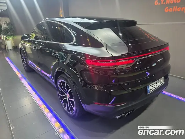 Porsche Cayenne 2023 3.0 автомат (гидро), миниатюра 2