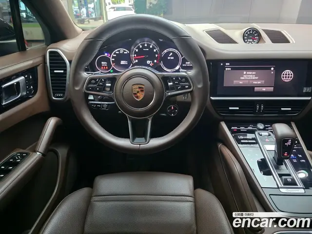 Porsche Cayenne 2023 3.0 автомат (гидро), миниатюра 7