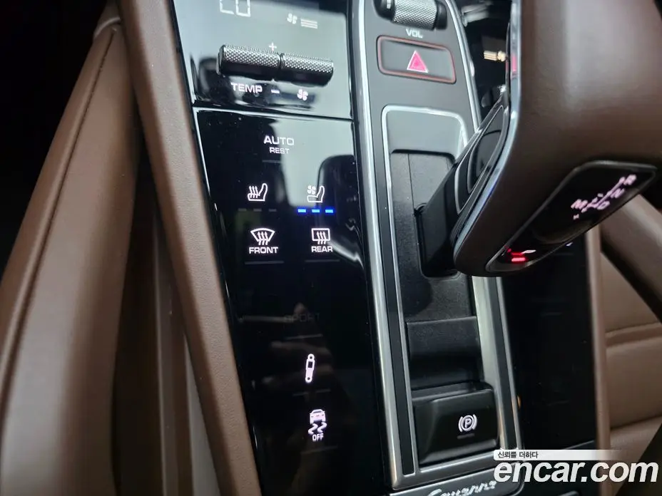 Porsche Cayenne 2023 3.0 автомат (гидро), фото 9