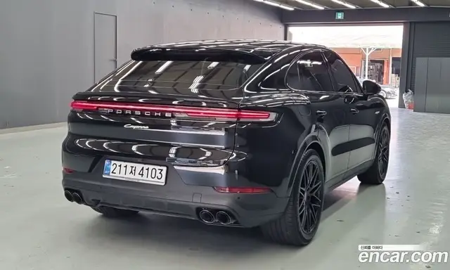 Porsche Cayenne 2026 3.0 автомат (гидро), миниатюра 3 Porsche Cayenne 2026 3.0 автомат (гидро), миниатюра 3