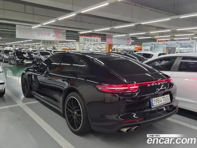 Porsche Panamera 2018 2.9 автомат (гидро), миниатюра 2 Porsche Panamera 2018 2.9 автомат (гидро), миниатюра 2
