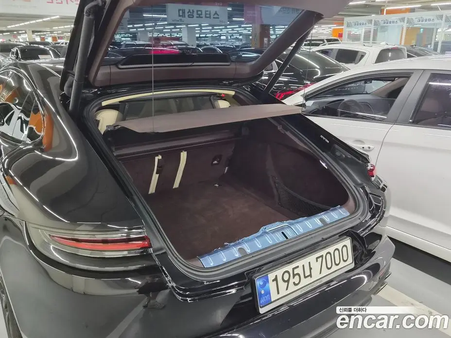 Porsche Panamera 2018 2.9 автомат (гидро), фото 14 Porsche Panamera 2018 2.9 автомат (гидро), фото 14