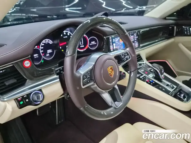 Porsche Panamera 2018 2.9 автомат (гидро), миниатюра 9 Porsche Panamera 2018 2.9 автомат (гидро), миниатюра 9