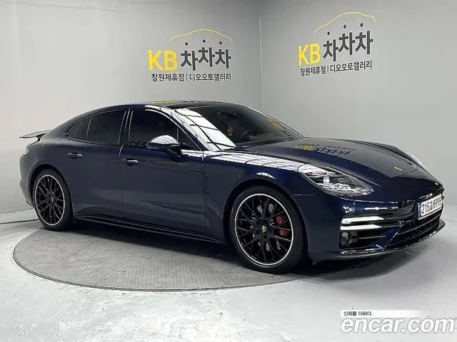 Porsche Panamera, 2021, 45 485 км