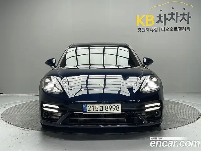 Porsche Panamera 2021 4.0 автомат (гидро), миниатюра 3 Porsche Panamera 2021 4.0 автомат (гидро), миниатюра 3