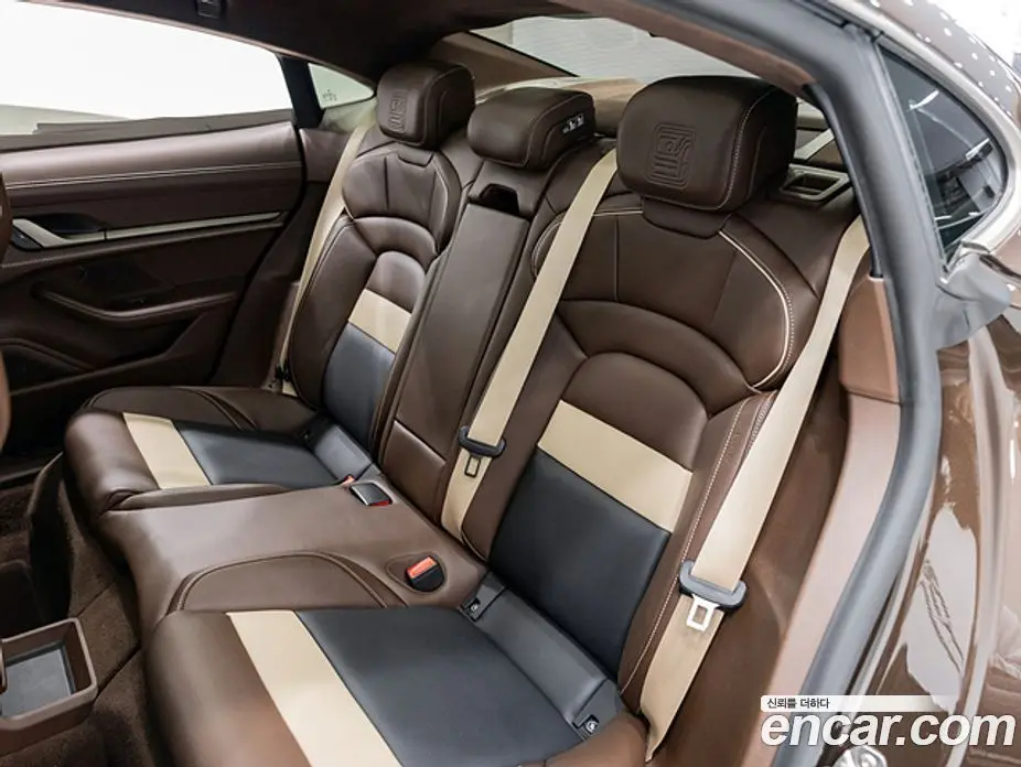 Porsche Taycan 2025 0.1 автомат (гидро), фото 17 Porsche Taycan 2025 0.1 автомат (гидро), фото 17