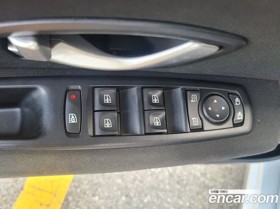 Renault (Samsung) SM3 2012 1.6 автомат (гидро), фото 12 Renault (Samsung) SM3 2012 1.6 автомат (гидро), фото 12