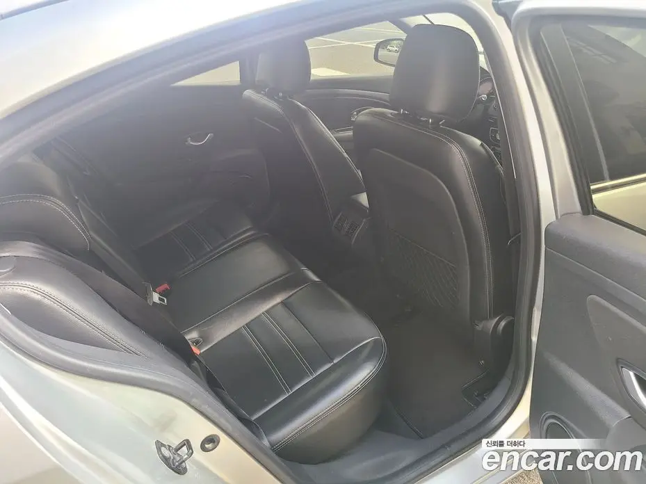 Renault (Samsung) SM3 2012 1.6 автомат (гидро), фото 10 Renault (Samsung) SM3 2012 1.6 автомат (гидро), фото 10