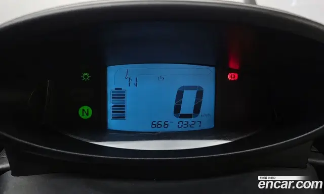 Renault (Samsung) Twizy 2017 0.1 автомат (гидро), миниатюра 8